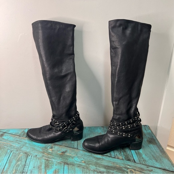 Stuart Weitzman Moto Over Knee Boot Black Leather Stud Ankle Wrap Belt Size 8 - Picture 3 of 16